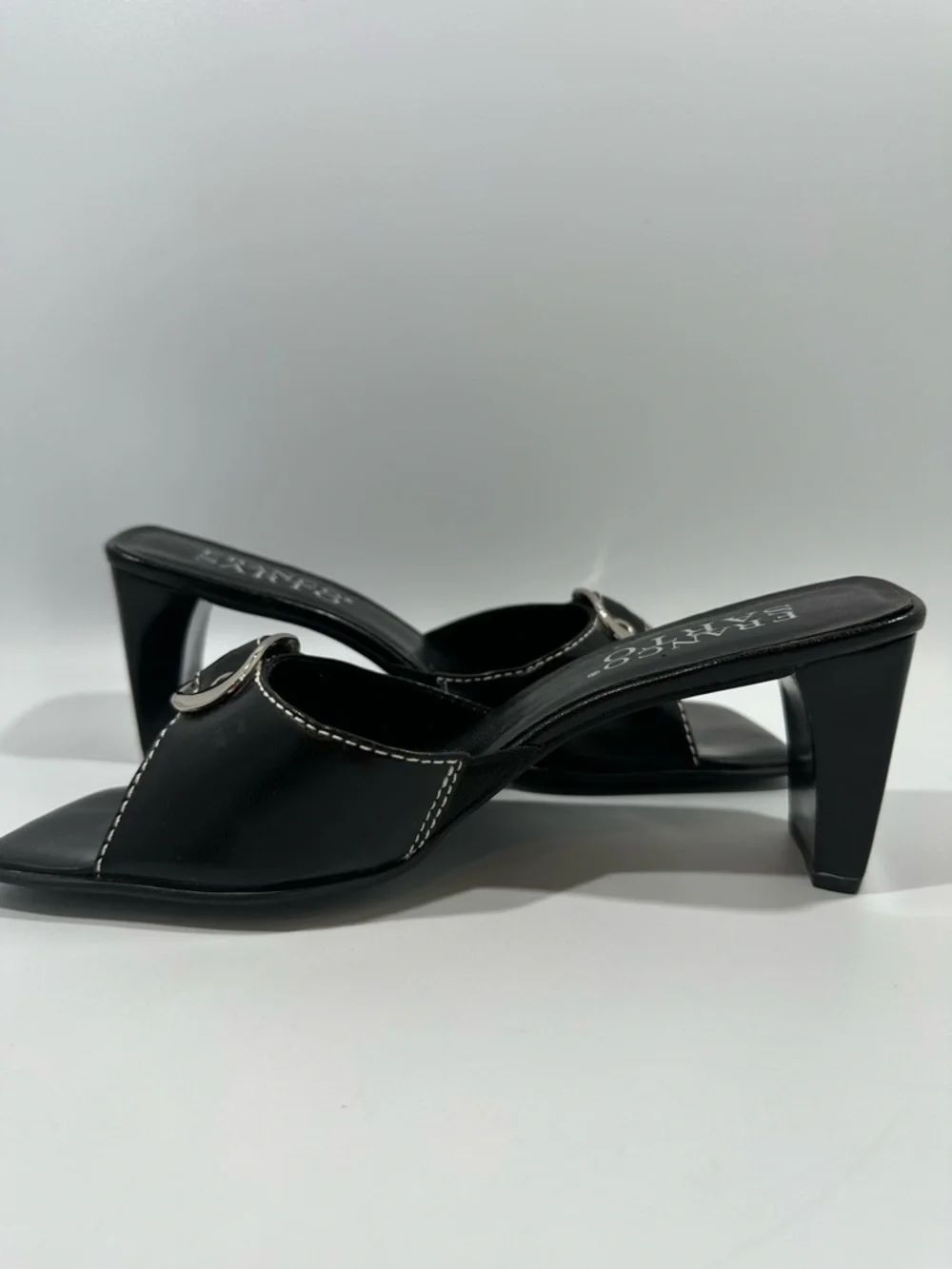 Vintage Y2K Franco Sarto Black Leather Buckle Detail Heels 7 Witchy Whimsigoth - Picture 5 of 11